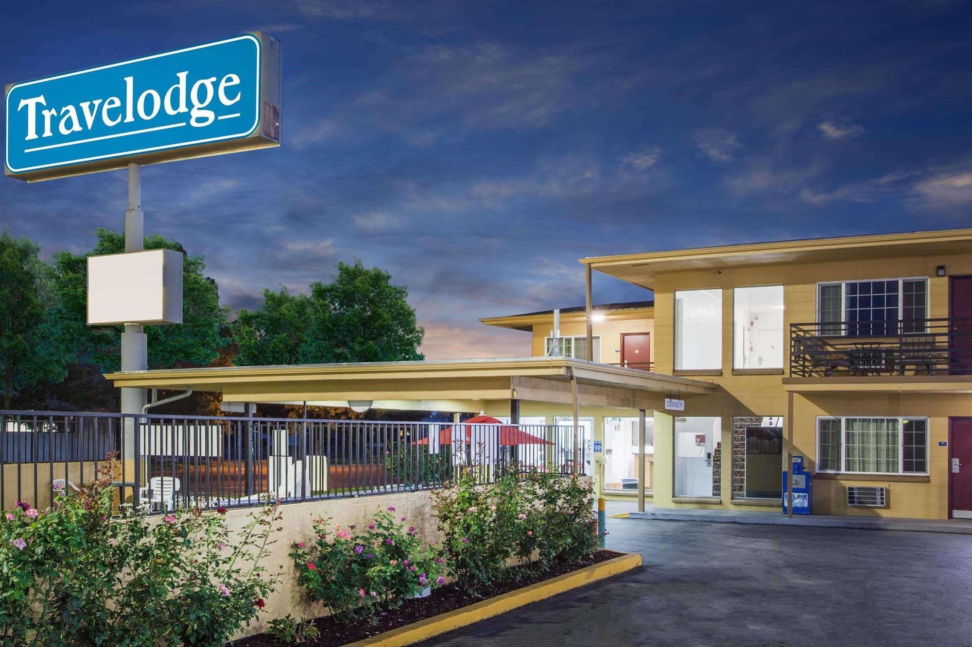 Travelodge By Wyndham Walla Walla Ngoại thất bức ảnh